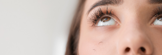 Meine Wimpern fallen aus - was tun bei Wimpernausfall?
